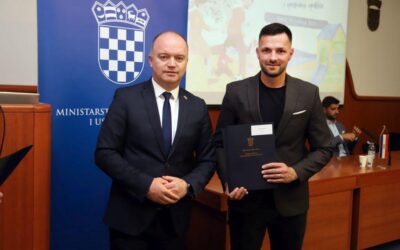 NOVI UGOVORI ZA NAŠU OPĆINU LOVREĆ